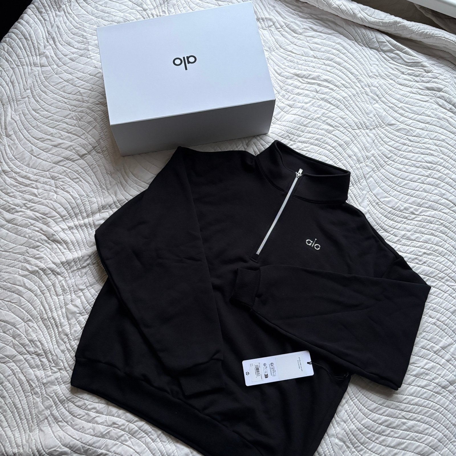 Alo Yoga Accolade Quarter Zip Zwart Maat S Valt als M, Ophalen of Verzenden, Nieuw, Maat 48/50 (M), Zwart