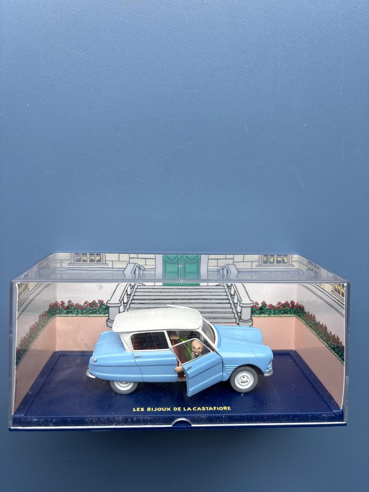 Kuifje auto 1/43 - Les Bijoux de la Castafiore, Ophalen of Verzenden, Zo goed als nieuw, Auto, Overige merken