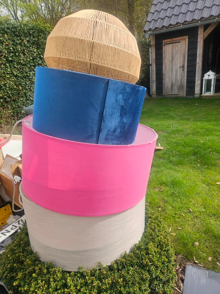 Diverse lampenkappen: velvet, touw, linnen, Ophalen, Zo goed als nieuw, Beige, Rond
