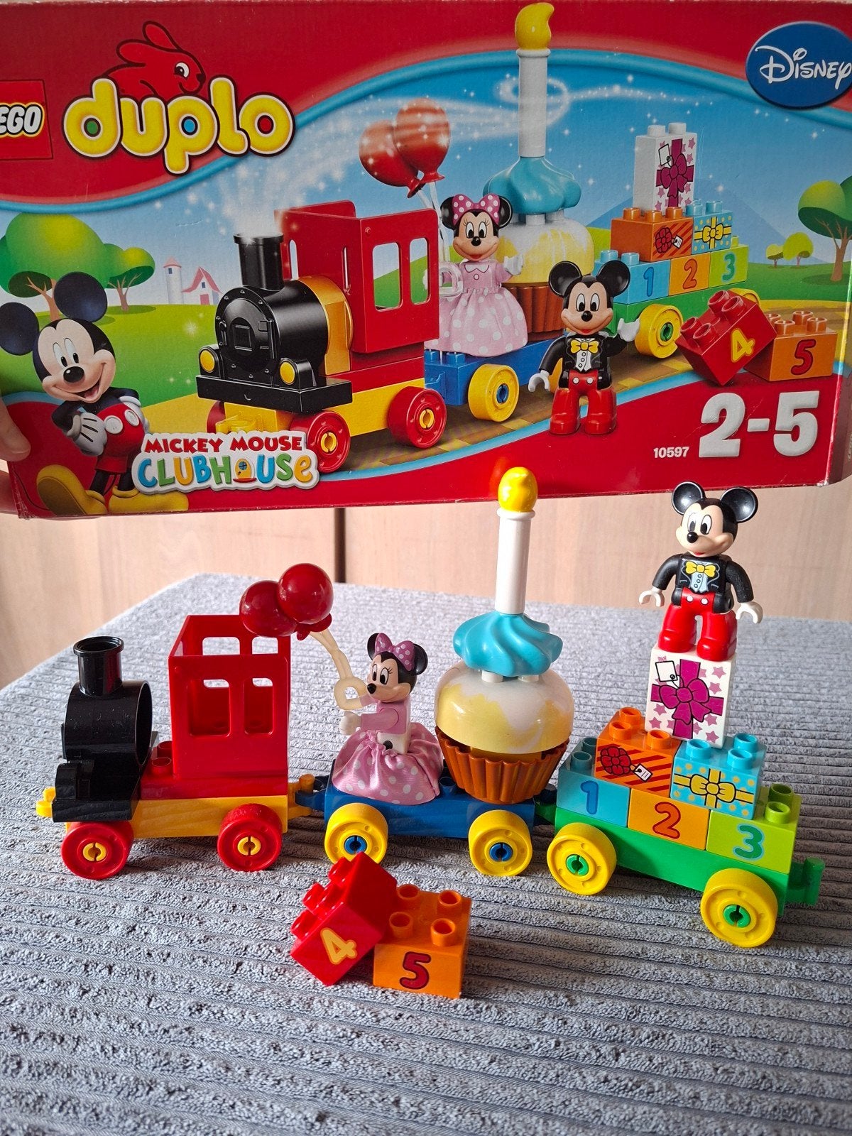 Lego Duplo 10597 - Mickey & Minnie Verjaardagsoptocht, Gebruikt, Ophalen of Verzenden, Duplo, Inclusief doos