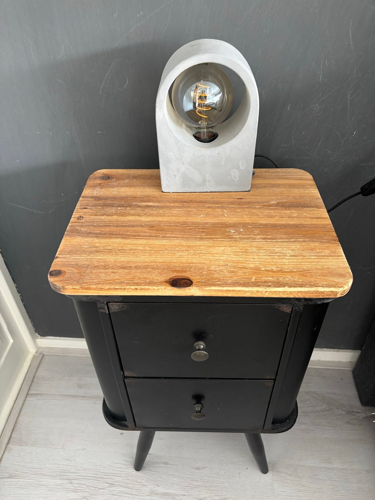Industriële Nachtkastje met Houten Blad en Lades, Minder dan 55 cm, Gebruikt, Rechthoekig, Hout