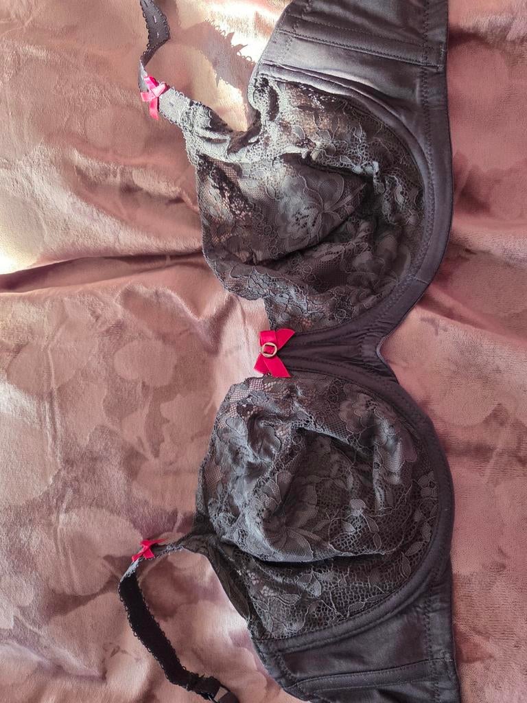 BH  maat 80F, Hunkemöller, Ophalen of Verzenden, BH