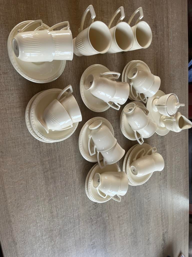 Recamier servies:kop+schotels, theemokken, suiker+melkkan, Ophalen, Zo goed als nieuw, Overige stijlen, Kop(pen) en/of Schotel(s)