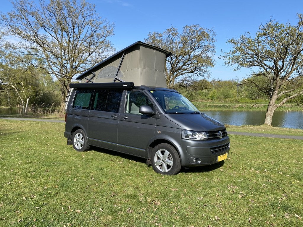 Volkswagen California T5 Comfortline | DSG Automaat | 140 Pk, Caravans en Kamperen, Campers, Automaat, Buscamper of Camperbus