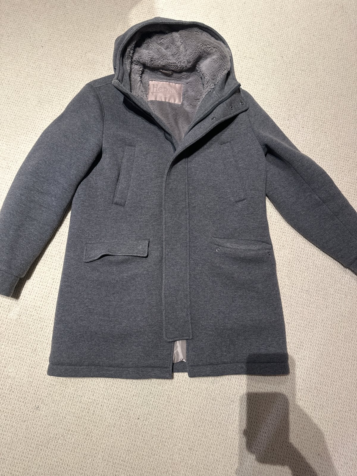 Herno winterjas gevoerd met capuchon maat L, Ophalen of Verzenden, Zo goed als nieuw, Maat 52/54 (L), Grijs