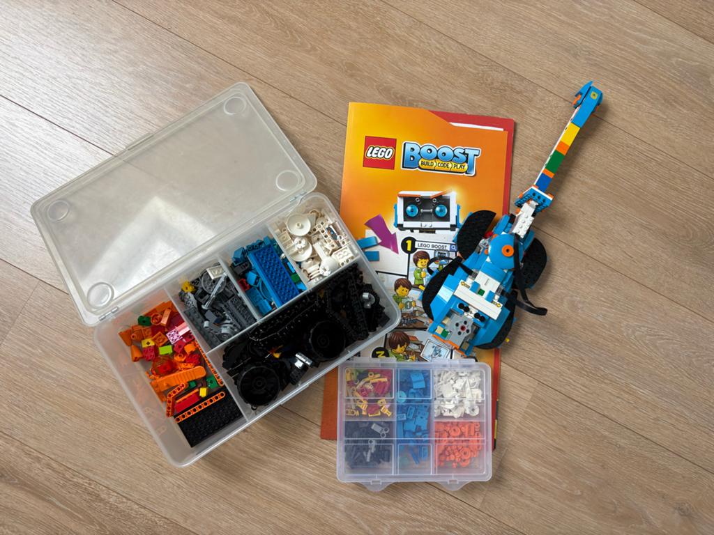 Lego Boost Creative Toolbox 17101 - Interactief Robot Speelg, Overige thema's, Lego, Ophalen of Verzenden, Zo goed als nieuw
