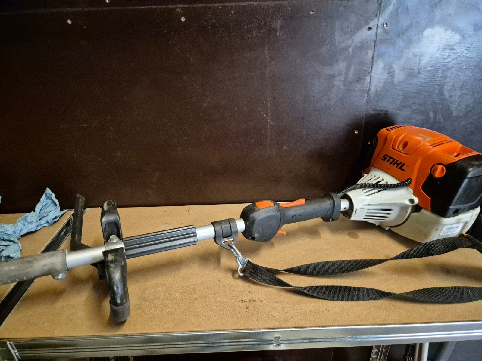 Stihl KM 111 R combimotor - Krachtige en veelzijdige machine, Gebruikt, Ophalen of Verzenden, 50 cm of meer, Stihl