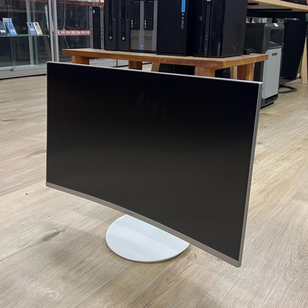 Samsung Curved Monitor C27H711 | 27-Inch | QLED | 4ms | 60Hz, Samsung, Zo goed als nieuw, Support@Samsung.com, 129, Samsung-ro, Yeongtong-gu
Suwon-si, Gyeonggi-do 16677
South Korea