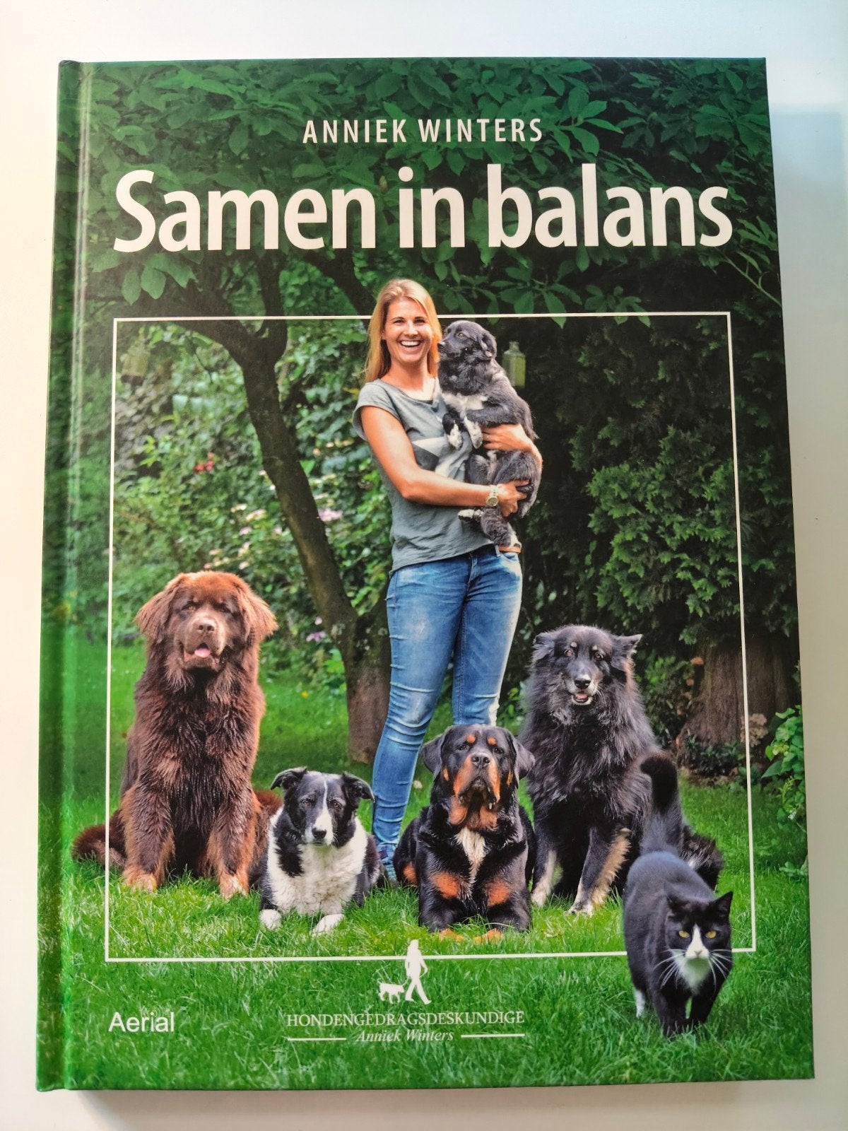 Samen in balans - Anniek Winters, Ophalen of Verzenden, Zo goed als nieuw, Honden, Anniek Winters