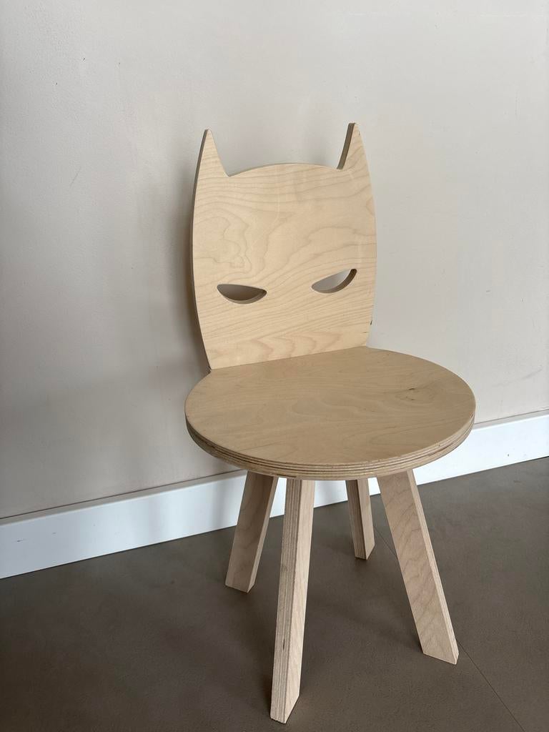 Nieuwe Batman Kinderstoel / krukje van Bij Madieke, Ophalen, Nieuw, Overige typen, Aanschuifbaar