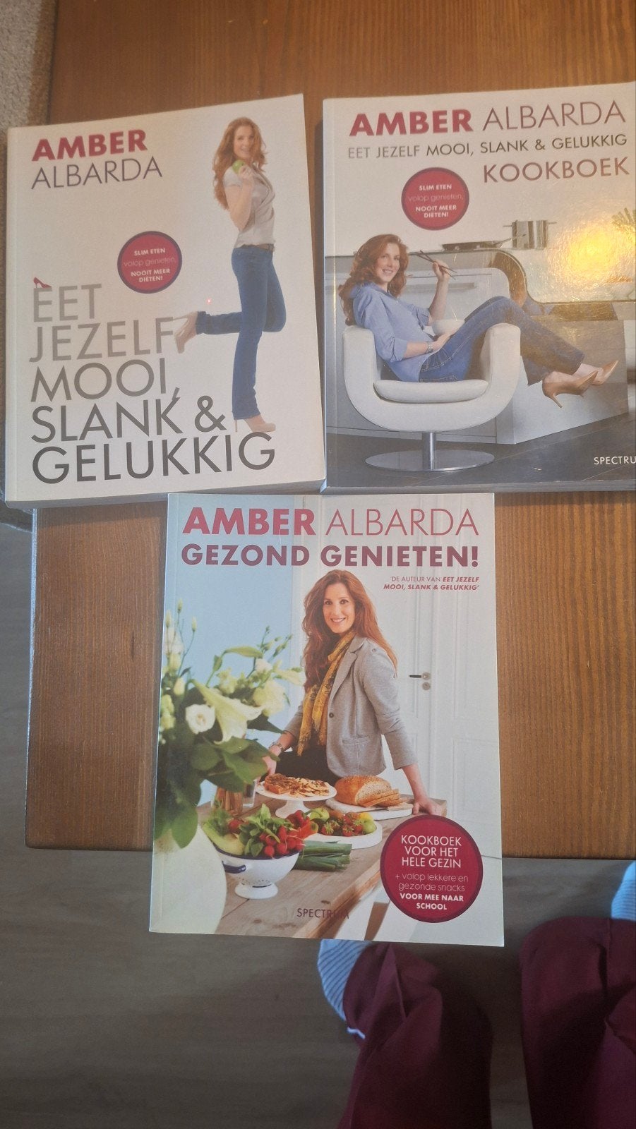 3x boeken Amber Albarda, Ophalen of Verzenden, Gelezen