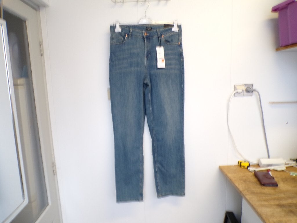 Blauwe Base Level jeans maat 1 - 48 nieuw!, Kleding | Dames, Blauw, Nieuw, Ophalen of Verzenden, Nvt