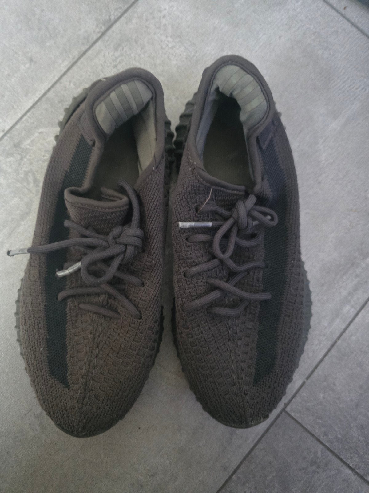 Adidas Yeezy Boost 350 V2 - Zwart/Grijs maat 37,5, Ophalen of Verzenden, Gedragen, Zwart
