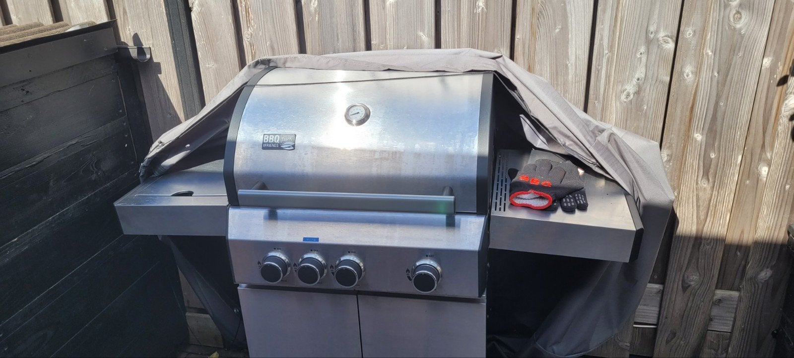 bbq met extra kookpit, Gasfles en toebehoren, Ophalen, Zo goed als nieuw