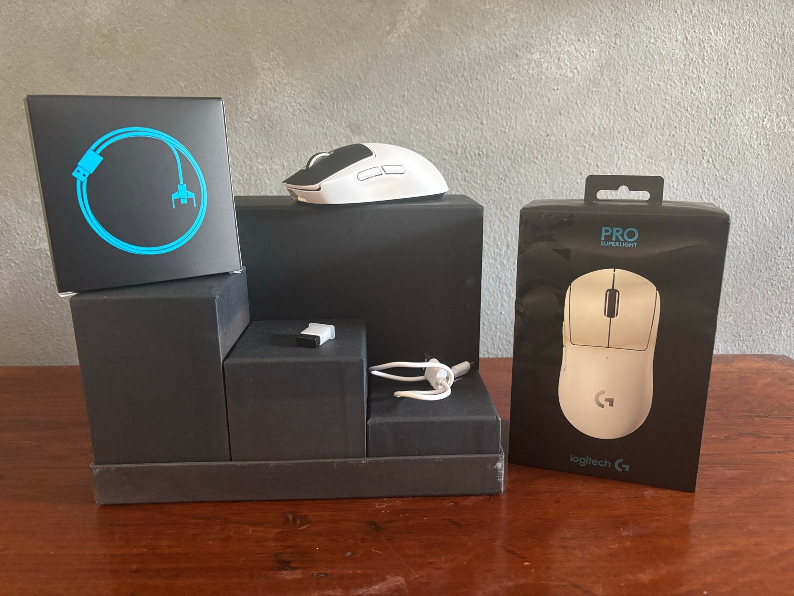 Logitech G PRO X SUPERLIGHT Draadloze Gaming Muis Wit, Computers en Software, Muizen, Rechtshandig, Muis, Gaming muis, Ophalen of Verzenden