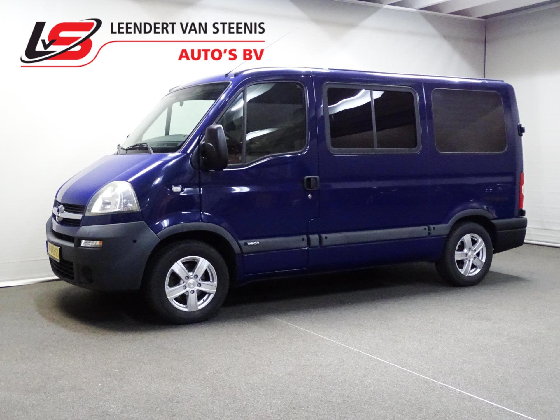 Opel Movano 2.5 CDTI L1 H1 Rolstoelbus, Gebruikt, Geïmporteerd, Te koop, 12 km/l