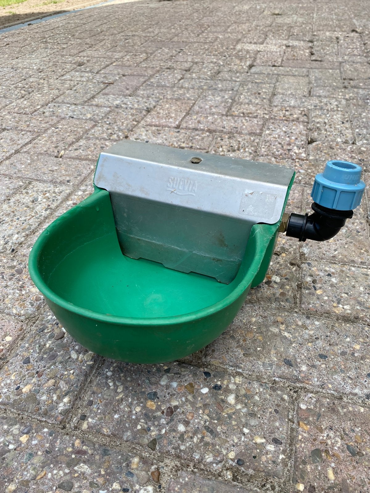 Vlotterbak drinkbak zelfdrinker Suevia, Dieren en Toebehoren, Overige Dieren-accessoires, Ophalen, Zo goed als nieuw