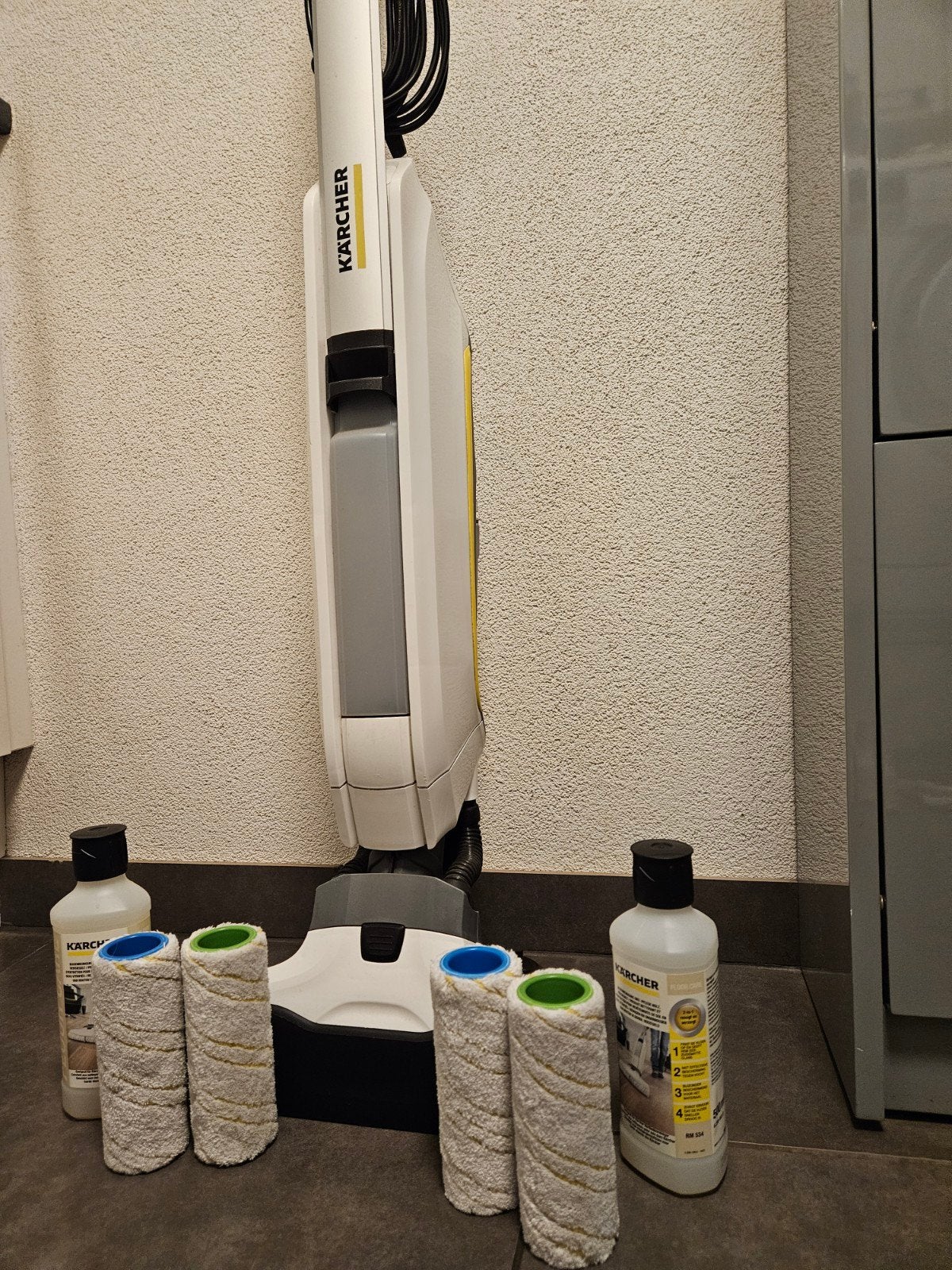 Kärcher FC 5 Harde Vloerreiniger met extra accessoires, Kärcher, Ophalen of Verzenden, Zo goed als nieuw, Vloerreiniger