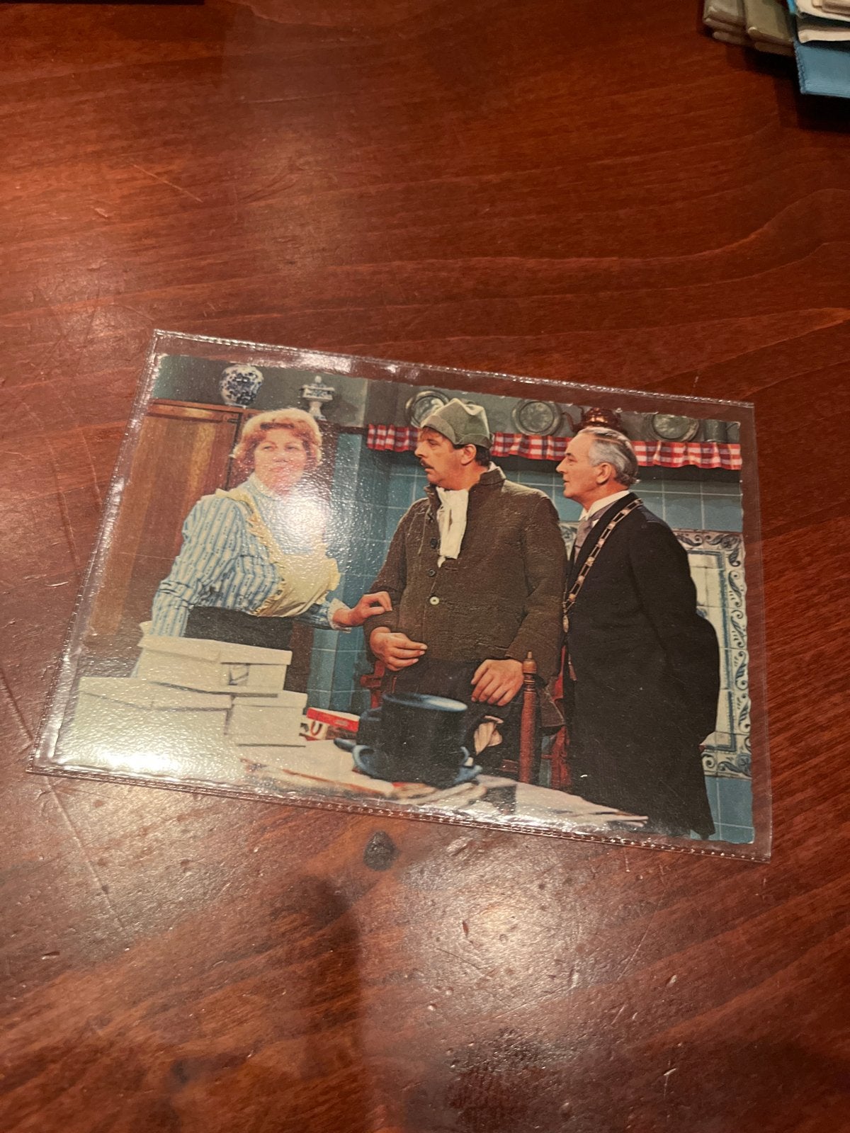 Vintage Ansichtkaart: Swiebertje, Saartje en de Burgemeester, Ophalen of Verzenden, 1960 tot 1980, Ongelopen, Cultuur en Media