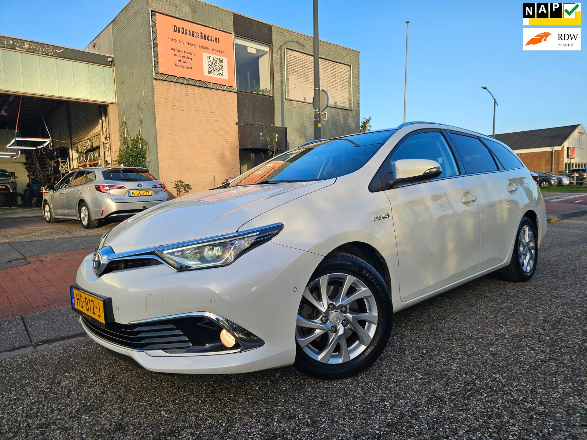 Toyota Auris Touring Sports 1.8 Hybrid Lease Pro GARANTIE, Auto's, 28 km/l, Gebruikt, Euro 6, Leder en Stof