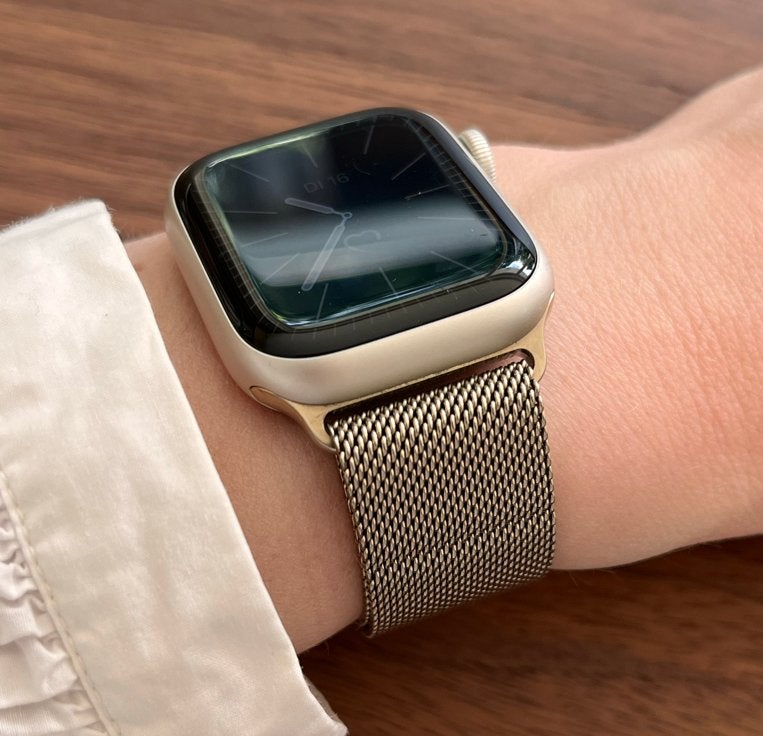 Apple Watch Series 8 Starlight met 2 originele bandjes, Ophalen, Zo goed als nieuw, Zilver, IOS
