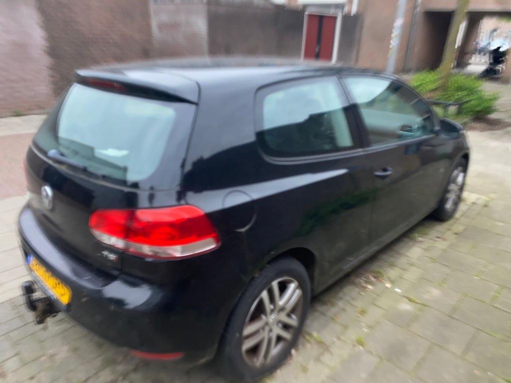 Volkswagen Golf 1.4 TSI 90KW 5D 2010 Zwart motor schade, Auto's, Stof, Zwart, 4 cilinders, Origineel Nederlands