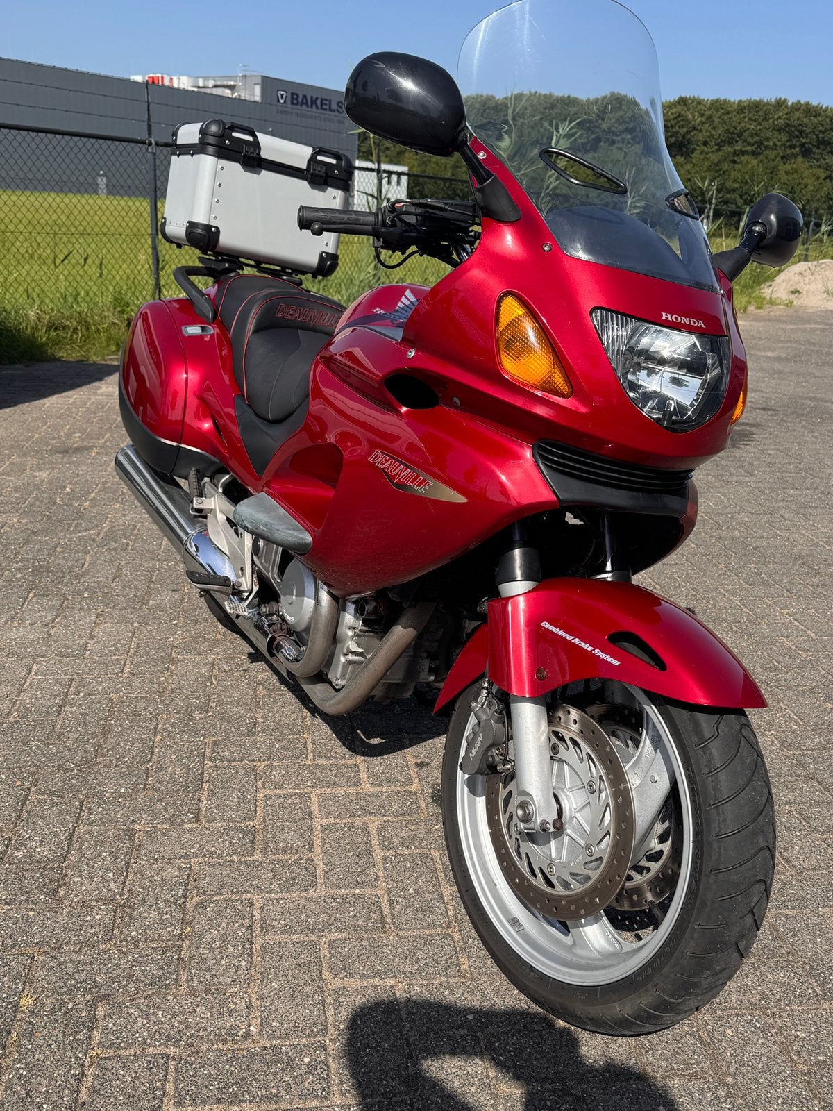 HONDA NT 650 V Deauville VERLAAGD (bj 2002), 2 cilinders, HONDA, Motorrijbewijs A, Bedrijf