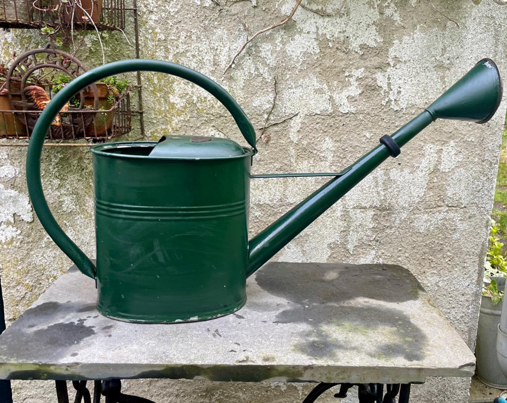 Groene zinken gieter 9 liter Kovotvar, Ophalen, Gebruikt, Metaal