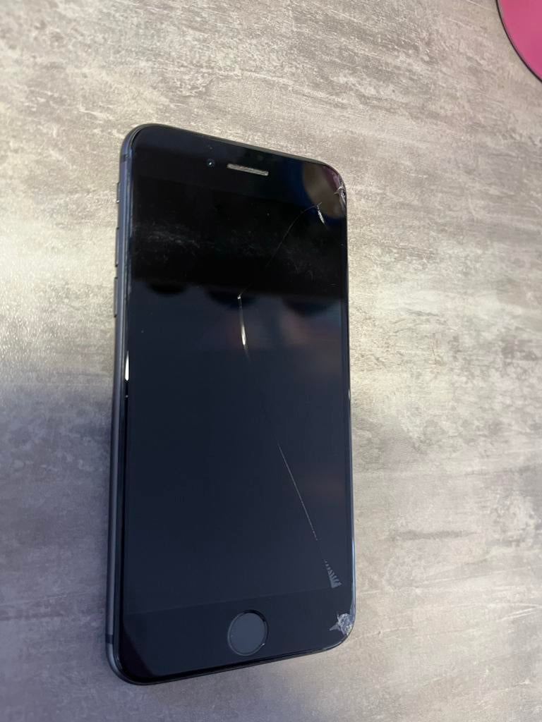 iPhone 8 Zwart - Gebarsten scherm 100% Conditie 256GB, Telecommunicatie, Mobiele telefoons | Apple iPhone, Gebruikt, 256 GB, Zonder abonnement