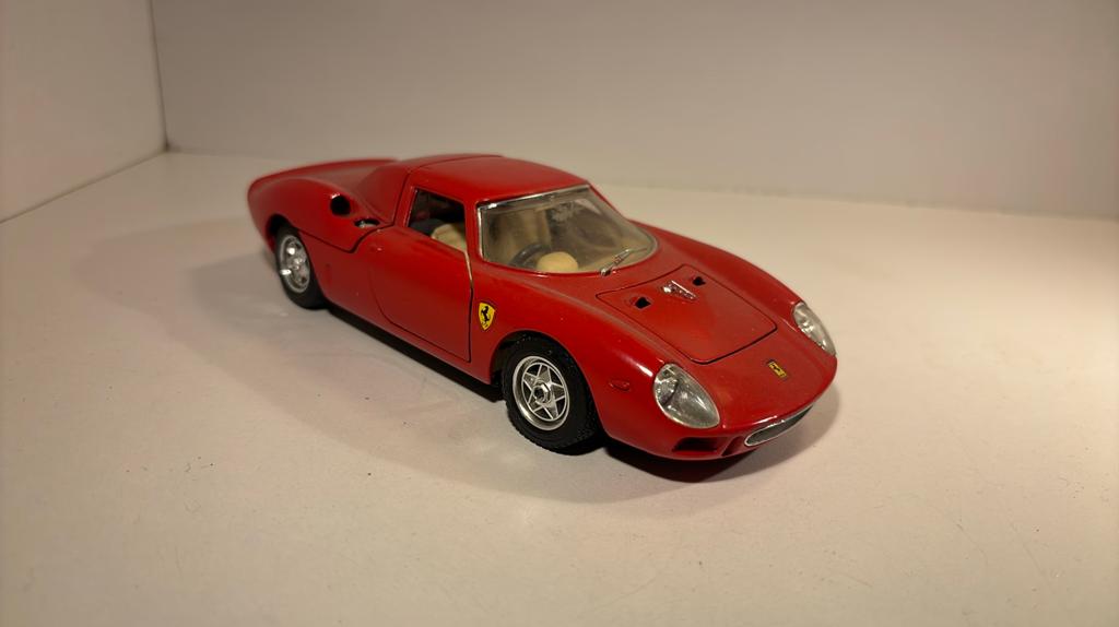 Ferrari 250 le mans bburago 1.24, Ophalen of Verzenden, Bburago, A, A