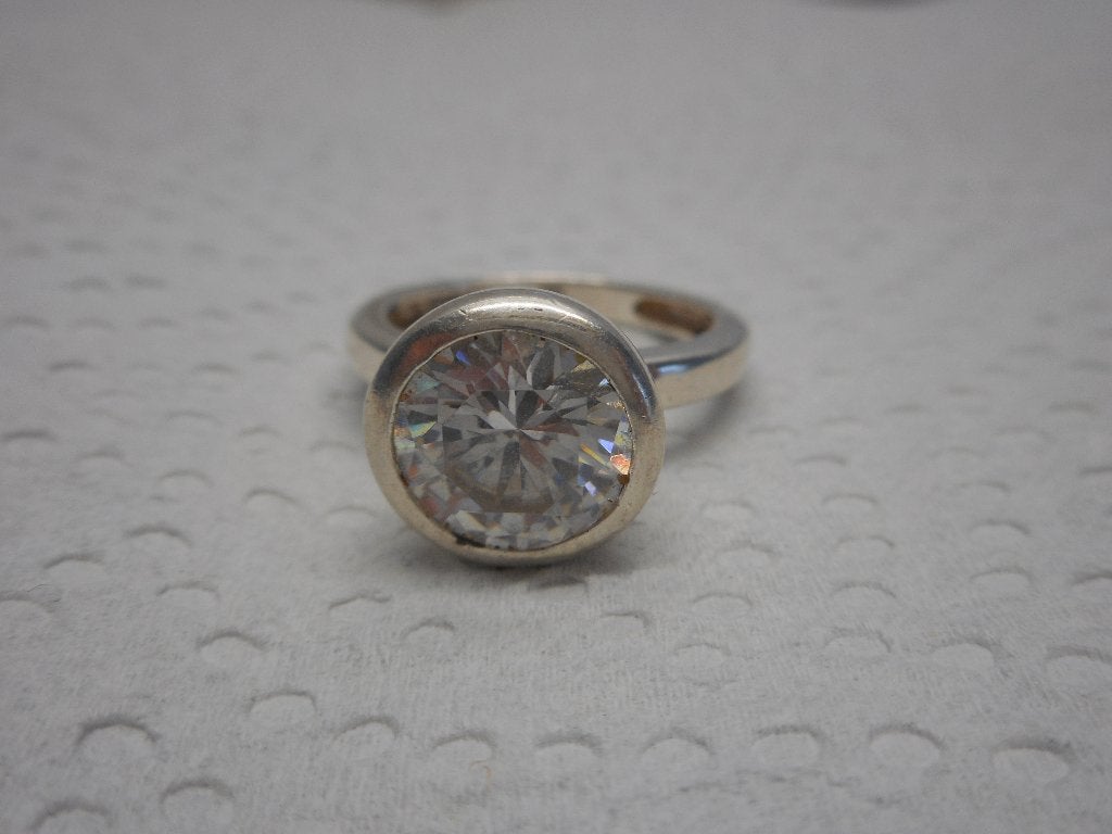 Zilveren ring met grote heldere steen maat 16,75 nr.666, Verzenden, Dame, Zilver, Zilver
