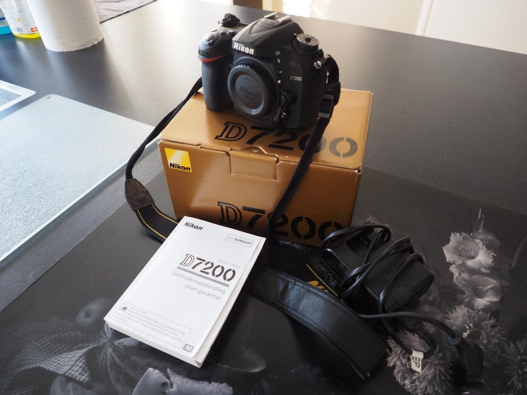 Nikon D7200, Spiegelreflex, Zo goed als nieuw, Draagriem, Nikon