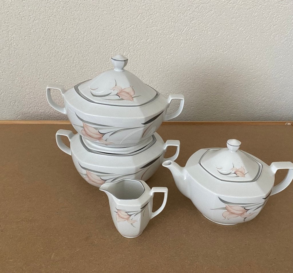Vintage theeservies met bloemmotief, Huis en Inrichting, Overige merken, Klassiek, Ophalen of Verzenden, Zo goed als nieuw