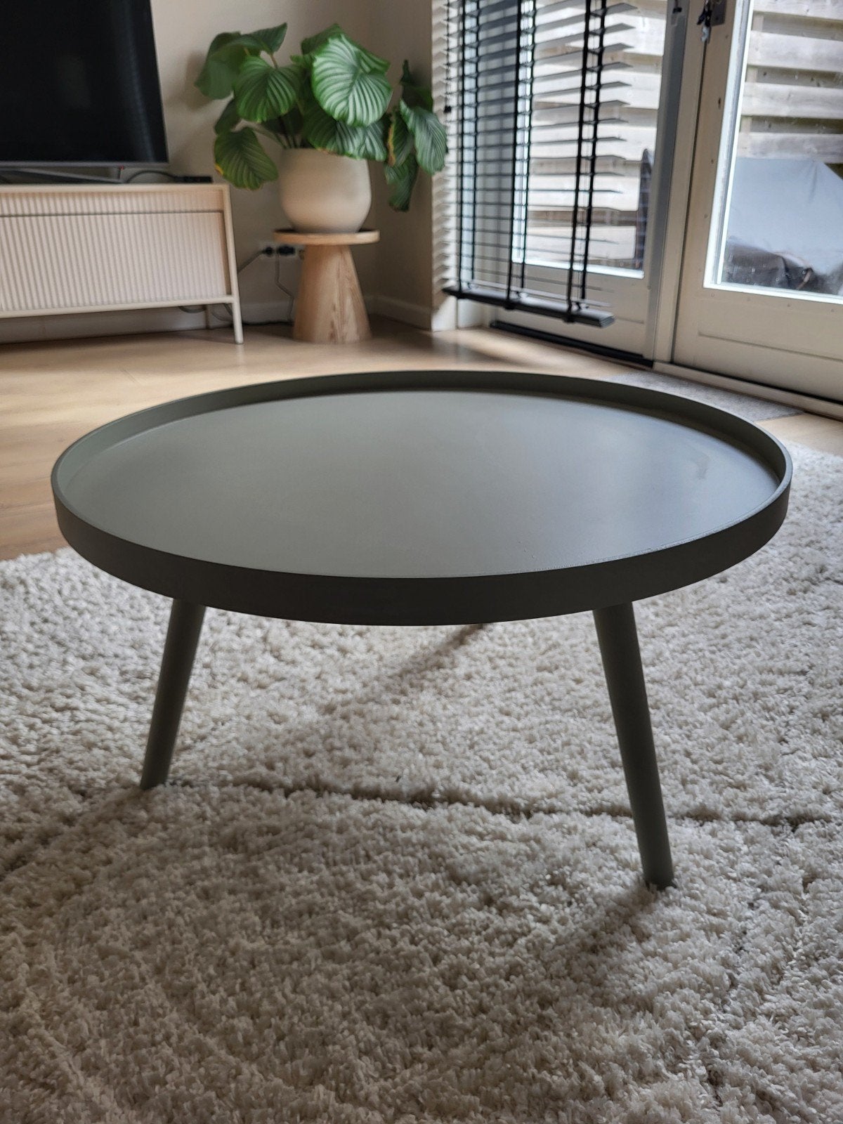 WOOOD Ronde Bijzettafel Mesa Ø60cm, kleur Zand, Ophalen, 50 tot 100 cm, Rond, 50 tot 100 cm