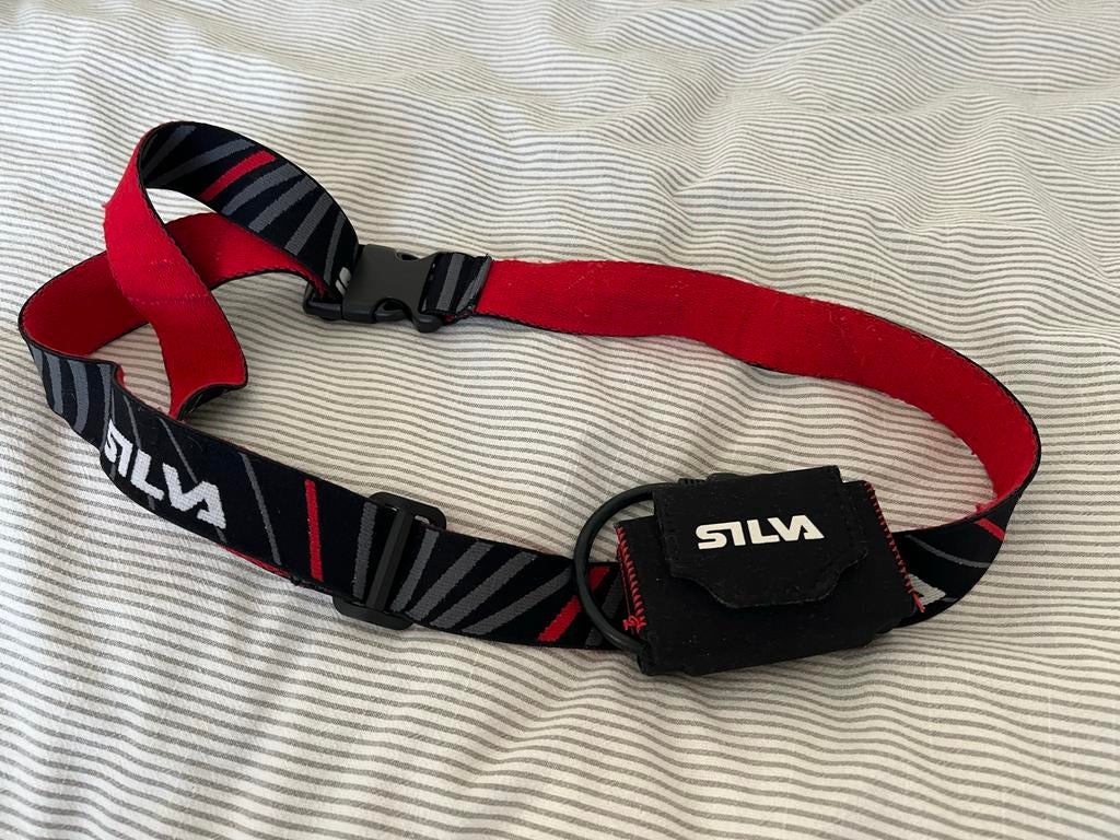 Silva hoofdlamp met externe oplaadbare batterij, Sport en Fitness, Overige Sport en Fitness, Gebruikt, Ophalen