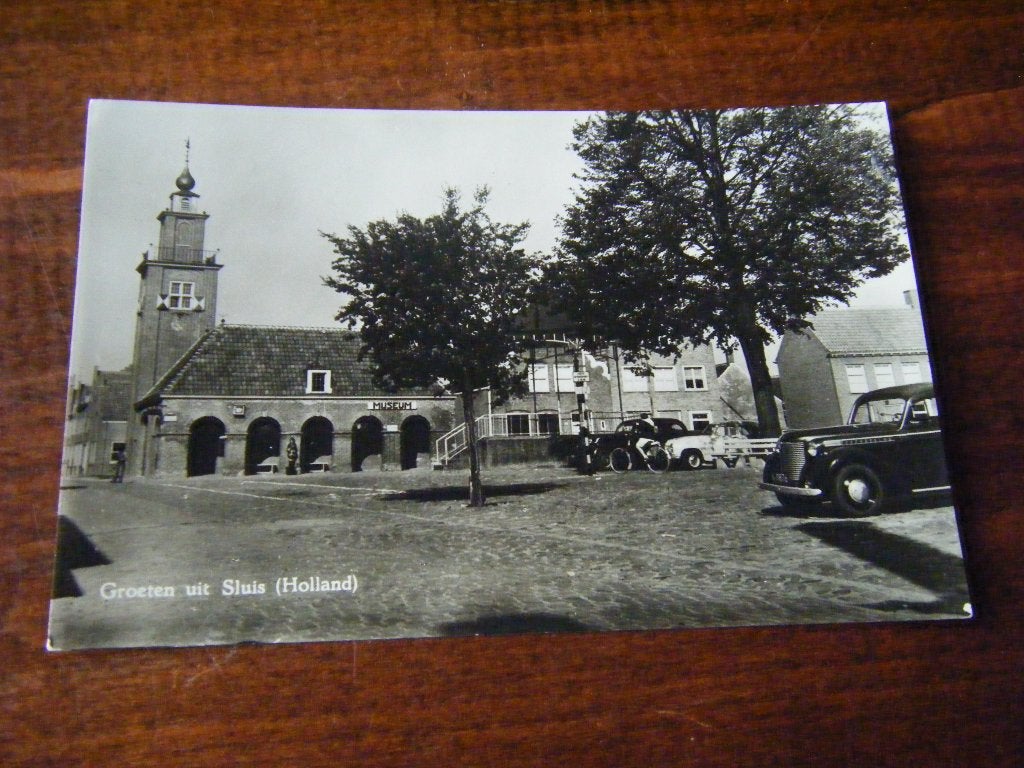 X40 - Sluis - Kerk - Mooi/Oud, Ophalen of Verzenden, 1940 tot 1960, Zeeland