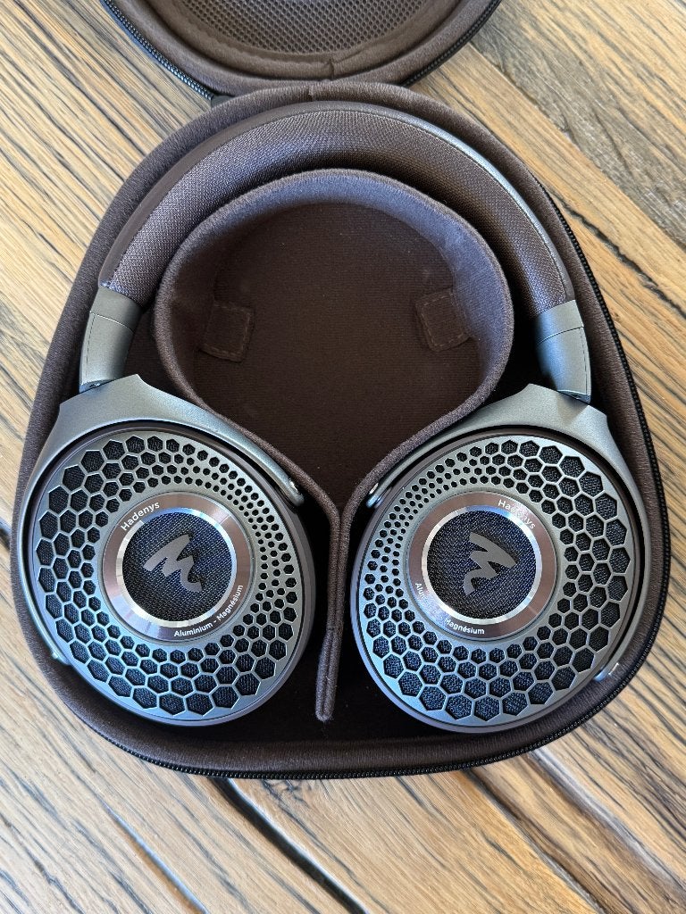 Focal Hadenys, Verzenden, Zo goed als nieuw, Overige merken, Bruin