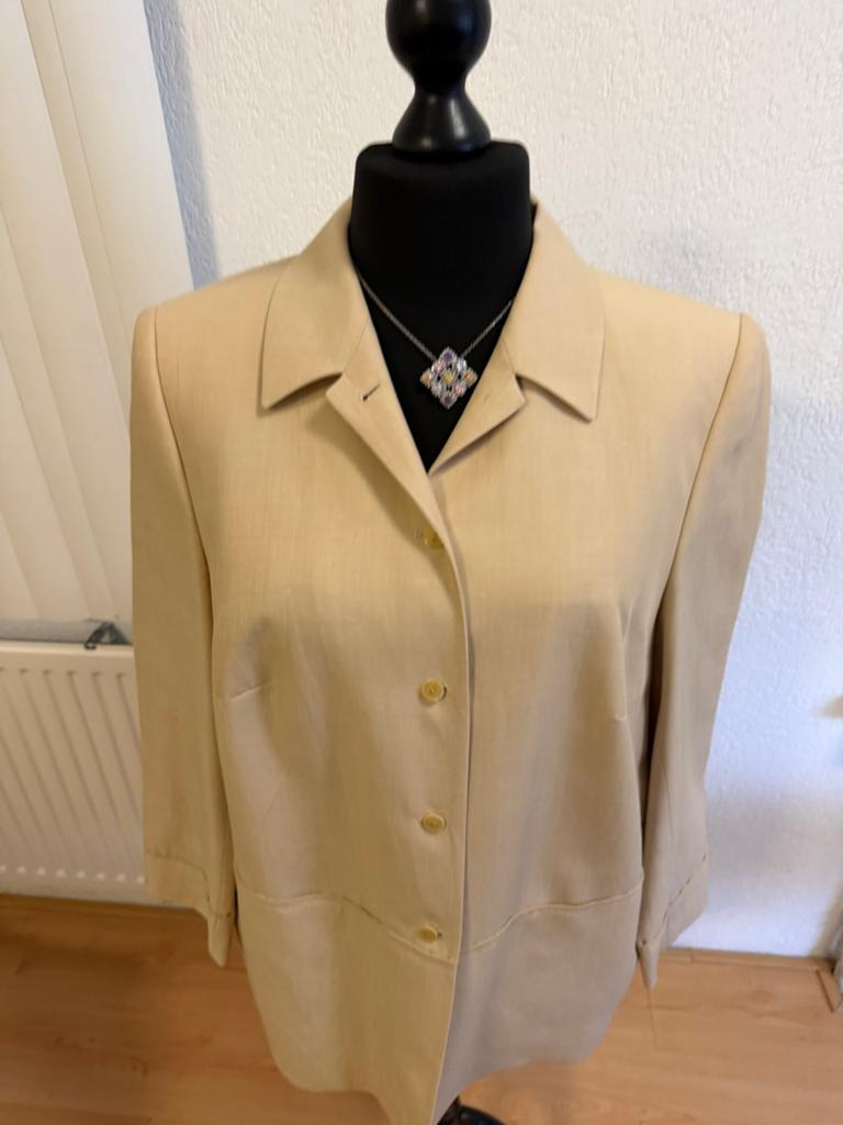 Chic zomers jasje / blazer Gerry Weber maat 48, Kleding | Dames, Grote Maten, Ophalen of Verzenden, Zo goed als nieuw, Beige, Jasje of Colbert