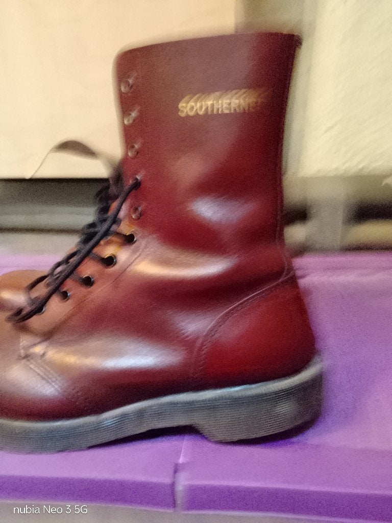DR Martens Southeners met stalen neuzen, Hoge laarzen, Ophalen of Verzenden, Dr. Martens, Gedragen
