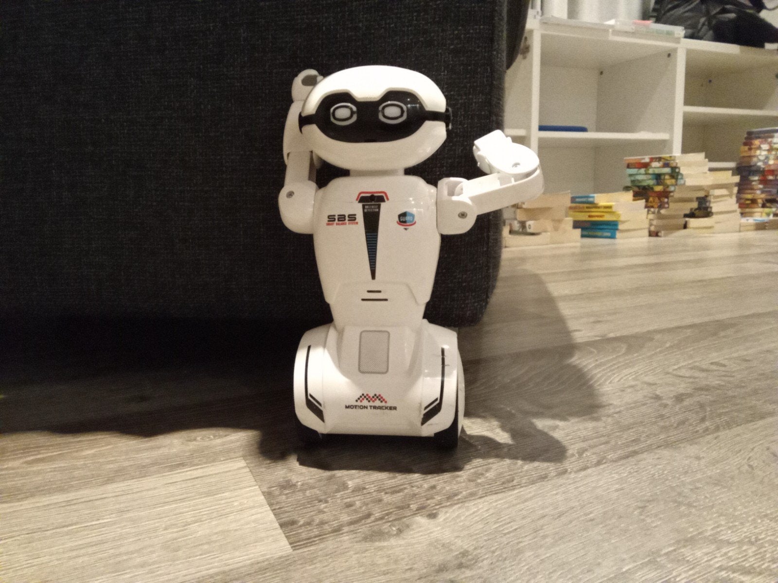 SBS Robot met afstandsbediening - Wit, Ophalen, Zo goed als nieuw, Jongen of Meisje