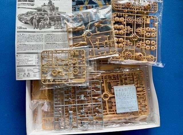 Tamiya	25209	Panzer IV Ausf G. Early Prod. & Motorcycle 1/35, Tank, Verzenden, 1:32 tot 1:50, Nieuw