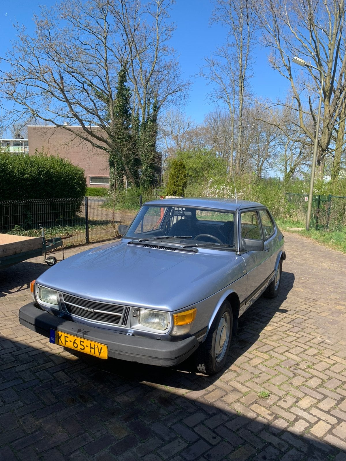Saab 99 van 1984 met stuurbekrachtiging!, belastingvrij, Auto's, Oldtimers, Voorwielaandrijving, Stof, Blauw, Bedrijf