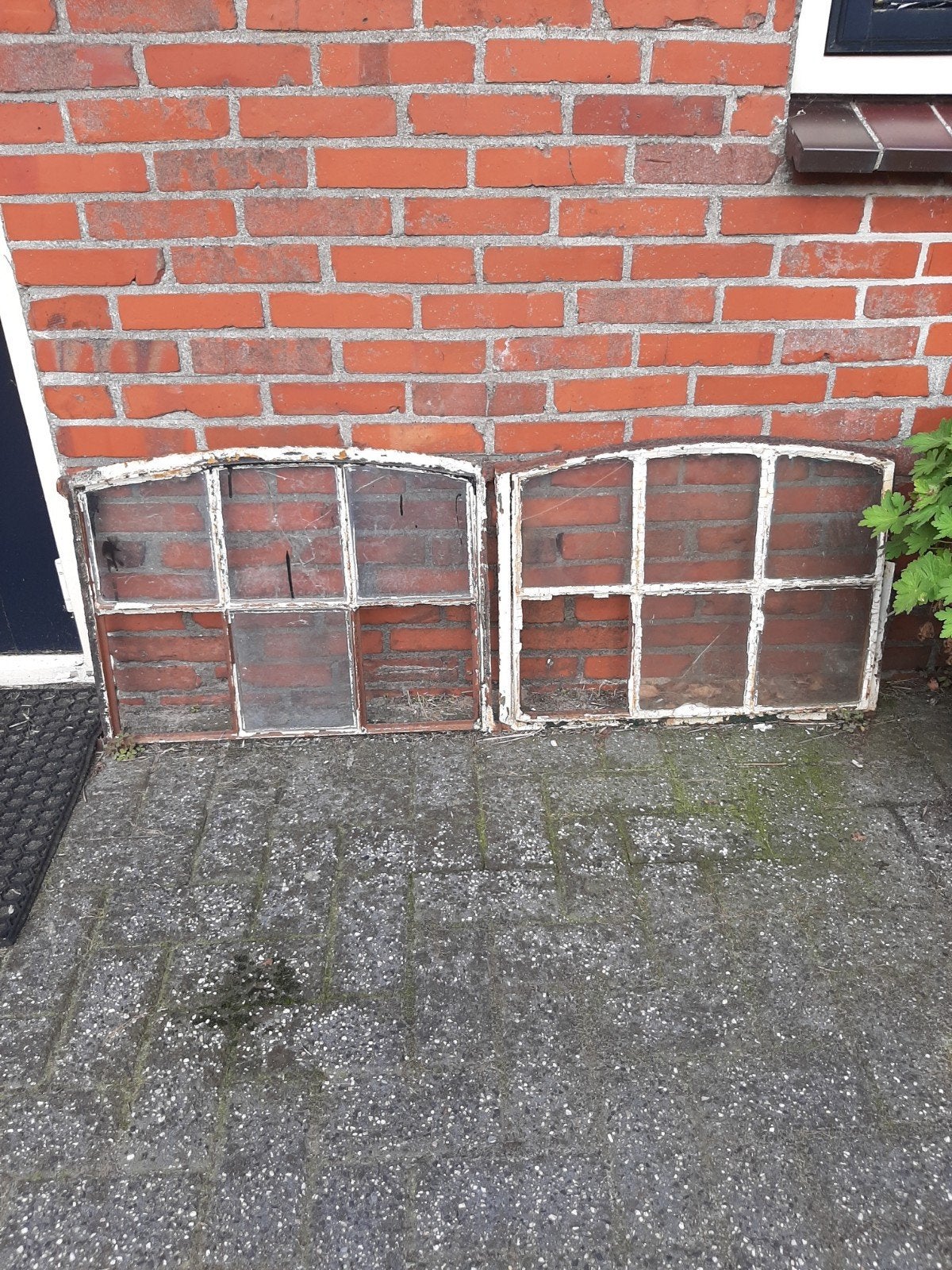 Oude ramen met roedeverdeling - 2 stuks, Doe-het-zelf en Verbouw, Ophalen, Gevelraam of Ruit, Gebruikt, Minder dan 80 cm