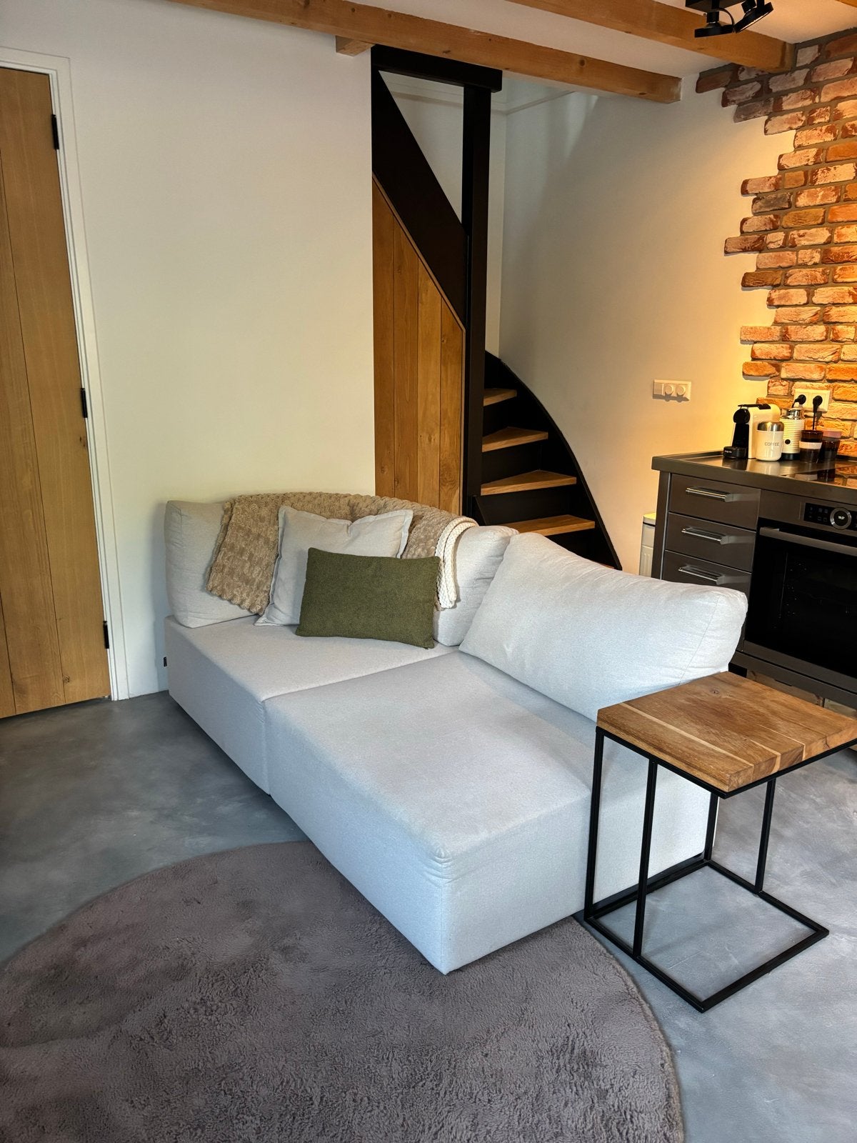 Moderne Loungebank - Comfortabel en Stijlvol, Ophalen, 100 tot 125 cm, Driepersoons, Zo goed als nieuw