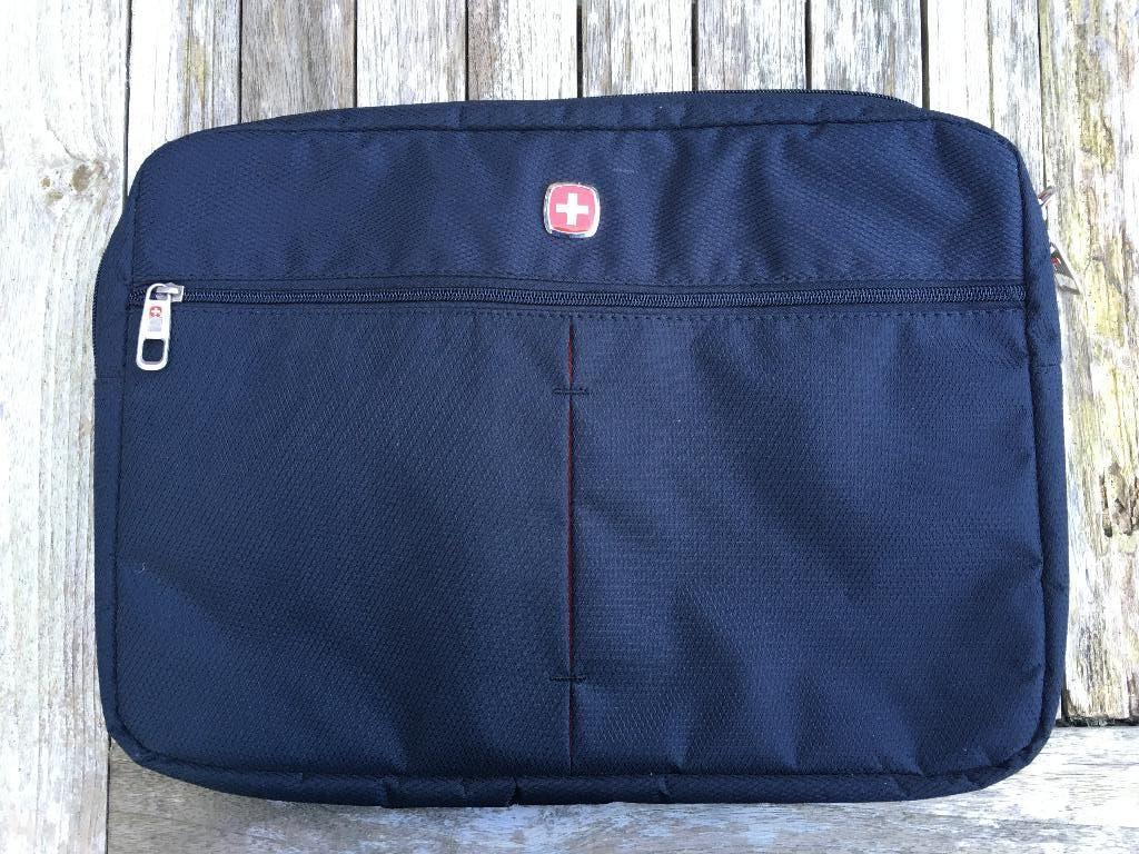 Wenger aktetas, Bruin, Aktetas of Boekentas, Zo goed als nieuw, 30 tot 40 cm