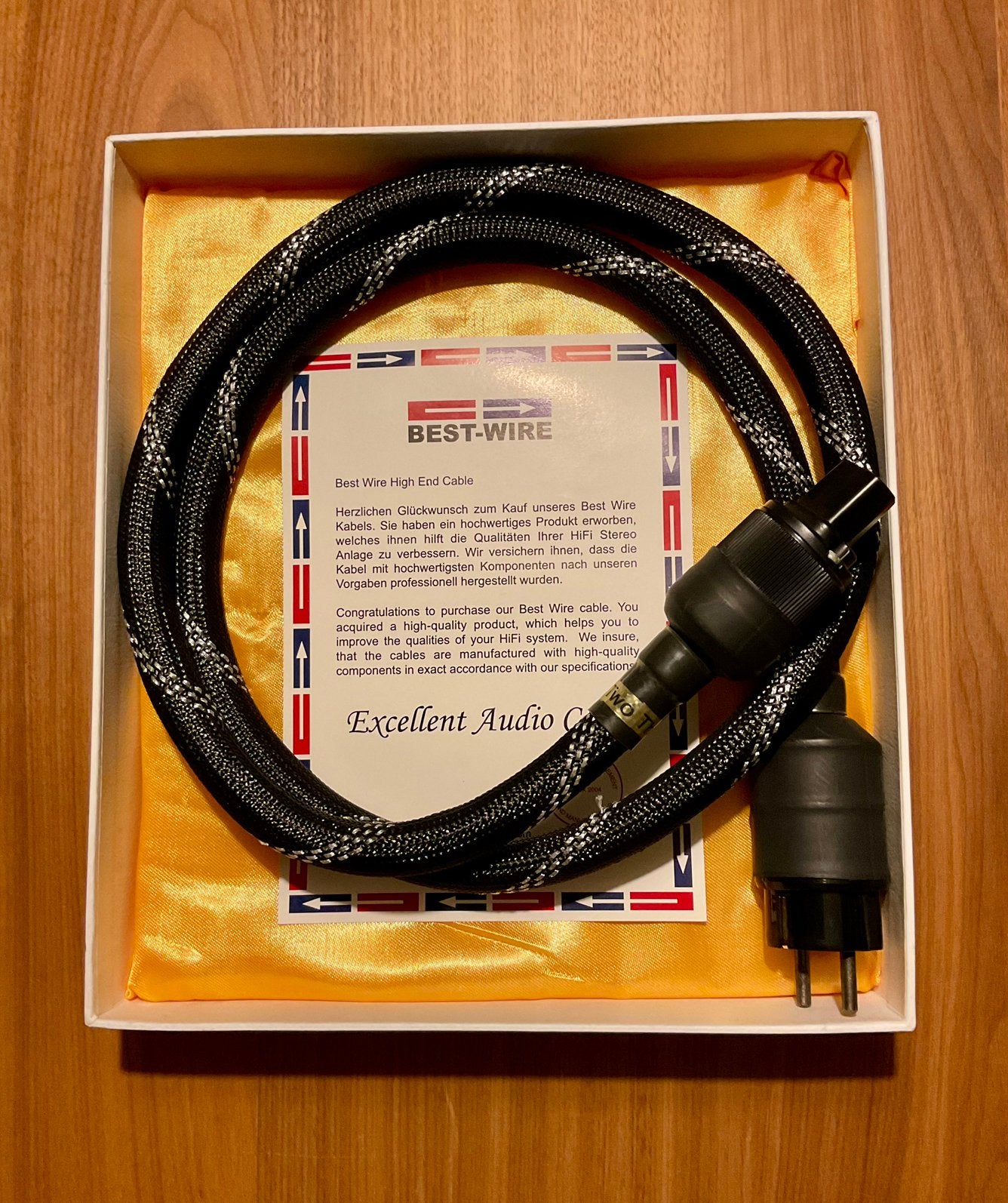 Best Wire audio kabel., Ophalen of Verzenden, Zo goed als nieuw, Minder dan 2 meter, Luidsprekerkabel