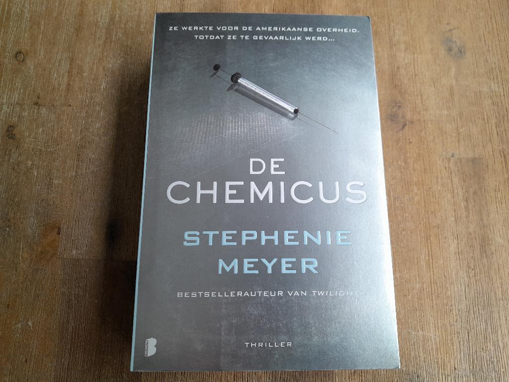 Stephenie Meyer/ De chemicus, Boeken, Ophalen of Verzenden, Zo goed als nieuw