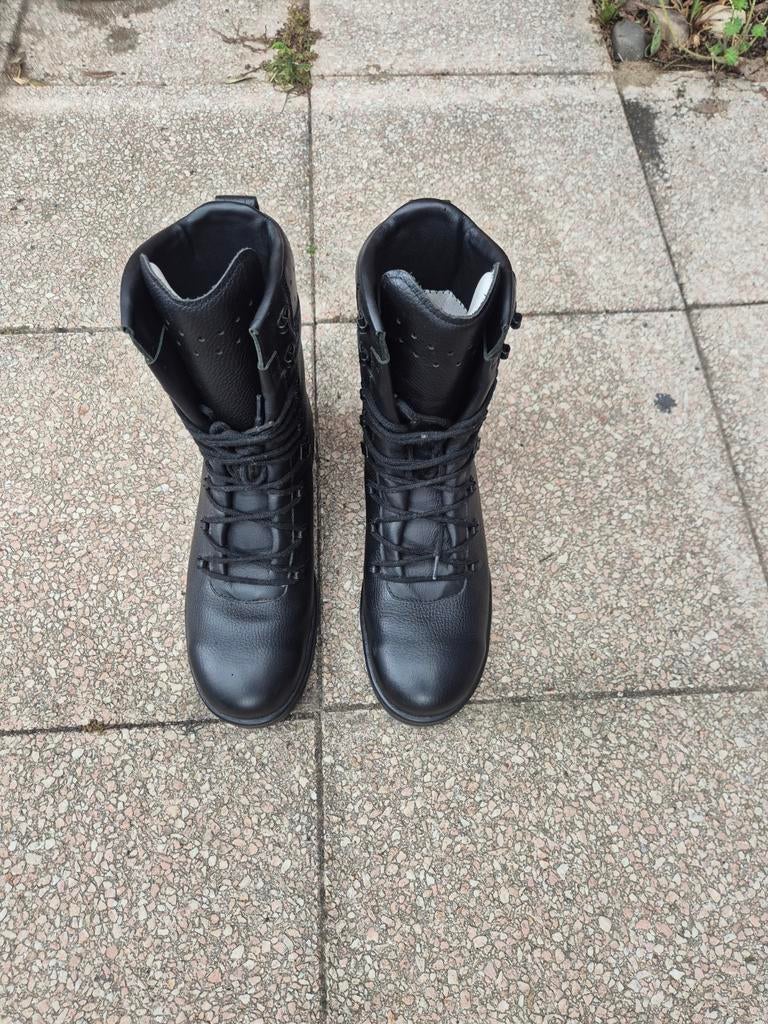 Te koop : Haix wandel/veiligheids schoenen maat 44B, Ophalen of Verzenden, Zo goed als nieuw, Schoenen