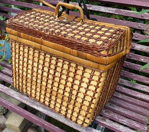 Leuke Grote picknickmand 30X43X35 cm, Ophalen, Gebruikt