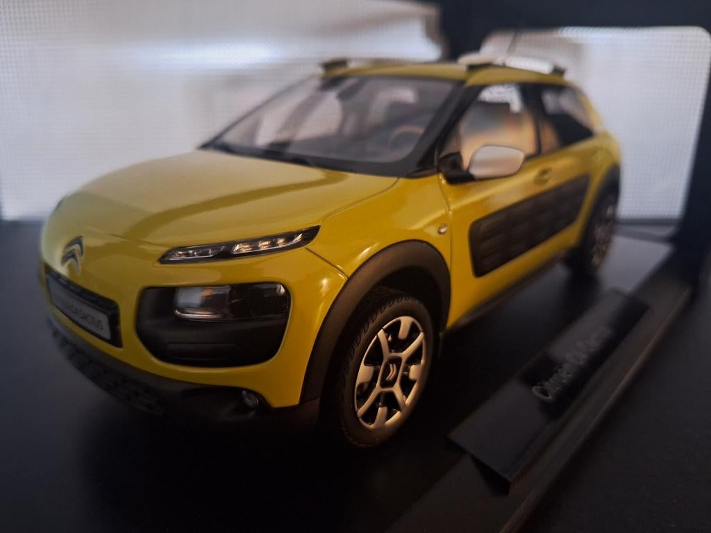 Citroën C4 Cactus 2014 Schaal 1:18, Hobby en Vrije tijd, Modelauto's | 1:18, Auto, Norev, Ophalen of Verzenden, Norev